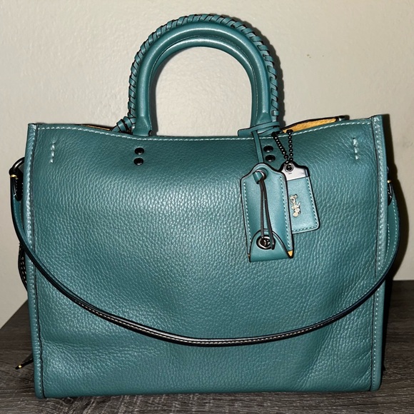 Coach Rogue 30/31 - Picture 1 of 4